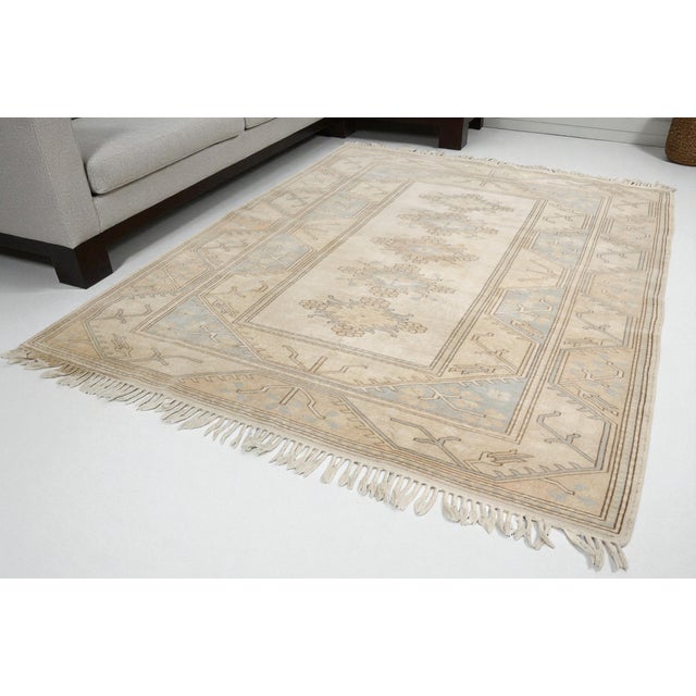 1960s Oushak Anatolian Kurdish Carpet For Sale - Image 9 of 10