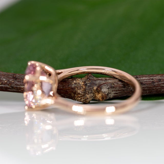 2.7Ct Cor De Rosa Morganite Ring With Earth-Mined Diamonds: Solid 14k Gold, Size 6.75 For Sale - Image 9 of 9