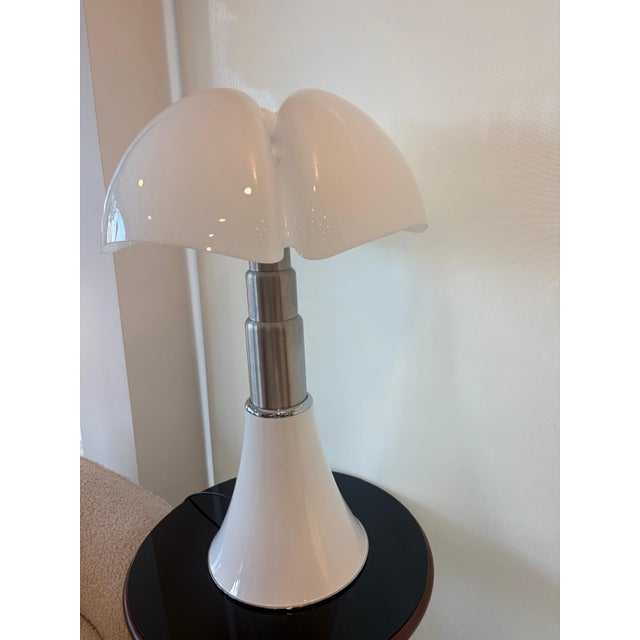 Pipistrello 620 Table Lamp by Gae Aulenti for Martinelli Luce, 1990s For Sale - Image 10 of 13