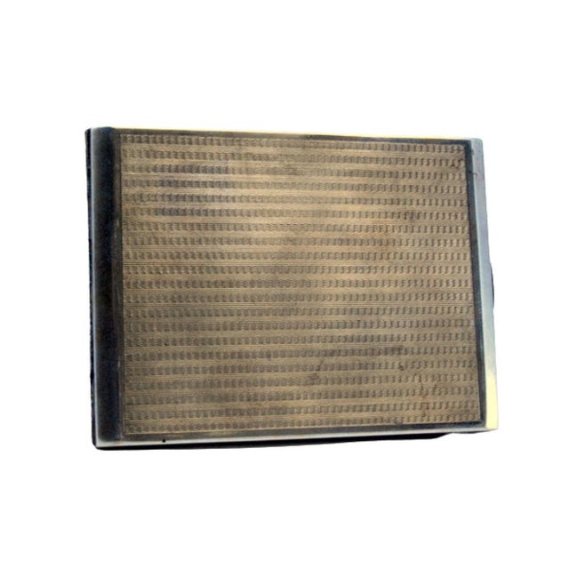 Silver Guilloche Silver Cigarette Case with Gold Interior and Hinged Lid For Sale - Image 8 of 8