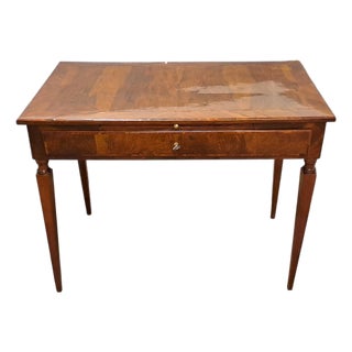 Small Antique Desk in Walnut, 1700s For Sale