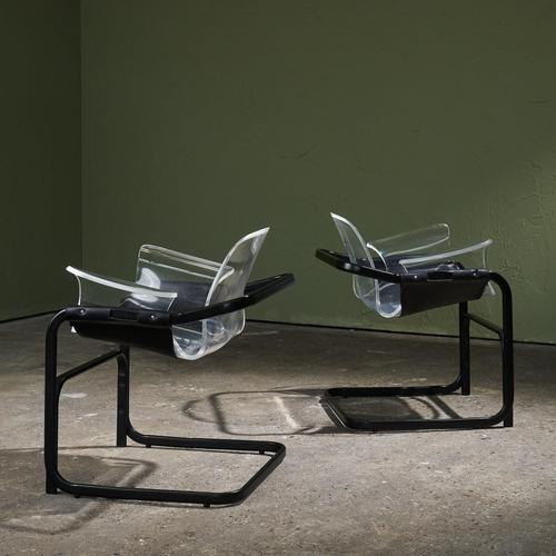Cantilever Lounge Chairs in Acrylic, Leather and Steel by Paolo Tilche for Arform Brasil, 1970s, Set of 2 For Sale - Image 4 of 13