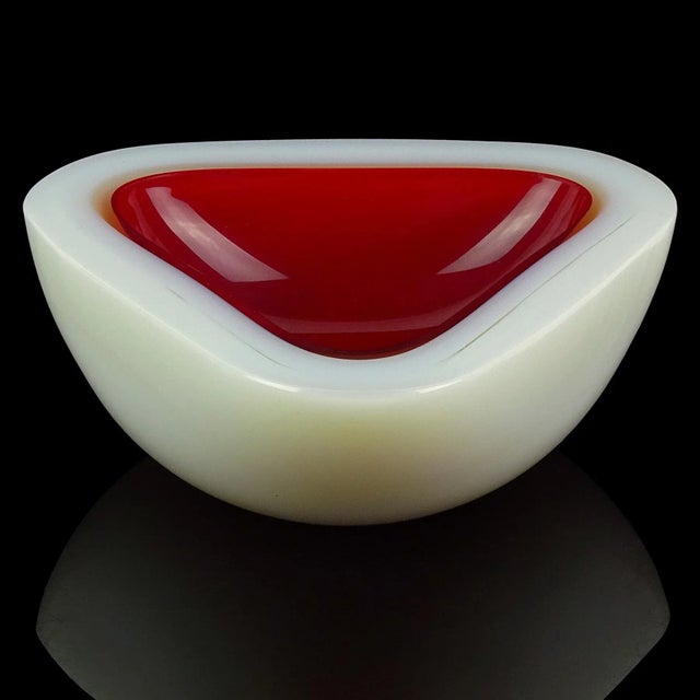 Vintage Seguso Murano Deep Red Opal White Alabastro Italian Art Glass Triangle Shaped Bowl For Sale In Orlando - Image 6 of 7
