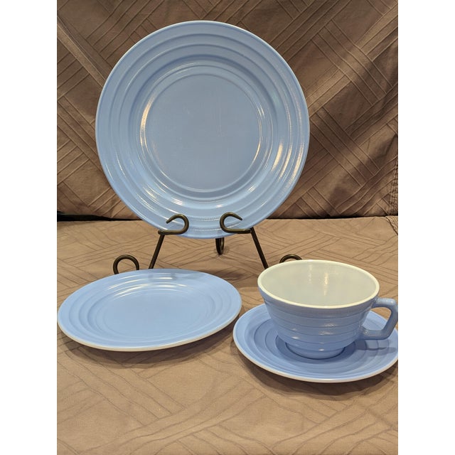 Vintage Mid-Century Modern Hazel-Atlas "Moderntone" Platonite Pastel Dinnerware Set - 16 Pieces (Service for 4) For Sale In Des Moines, IA - Image 6 of 13