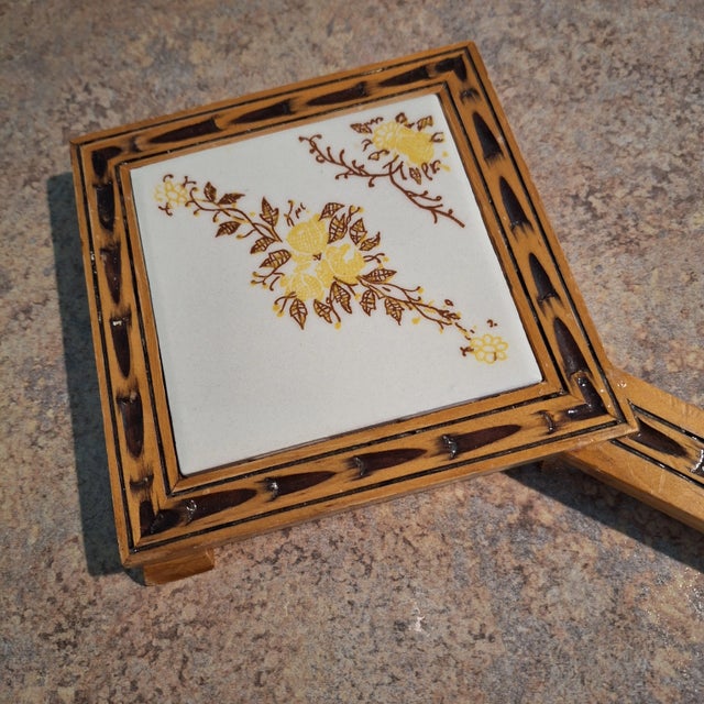 Mid-Century Modern Circa 1970s Orion Monterrey Mexico Ceramic Wood Handled Floral Design Trivet For Sale - Image 3 of 11