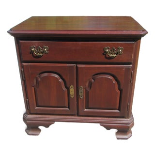 Ethan Allen Georgian Court Nightstand Table Cherry For Sale