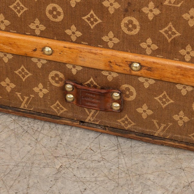 Antique French Malle Haute Trunk in Woven Canvas from Louis Vuitton, 1900 For Sale - Image 11 of 18