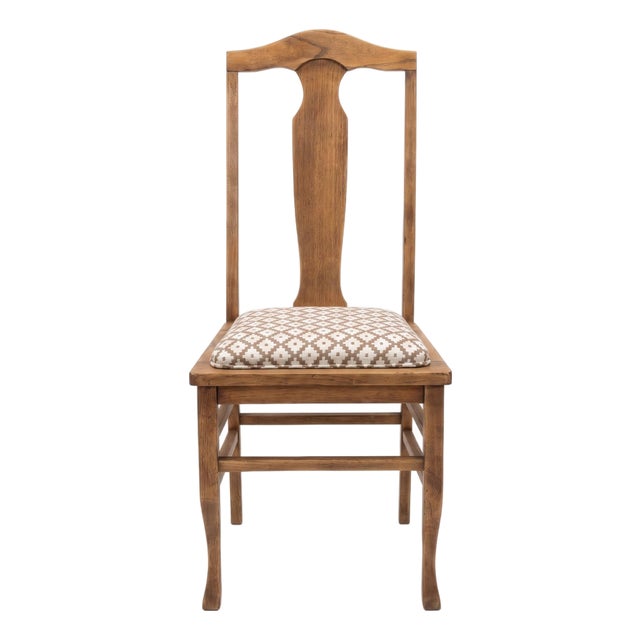 Early 20th Century American Oak T-Back Side Chair For Sale