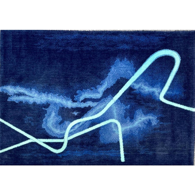 Contemporary Gun Gordillo, Scandinavian Abstract Wool Tapestry Rug Gun Gordillo Neon Electric Blue Color, c.1985 For Sale - Image 3 of 9