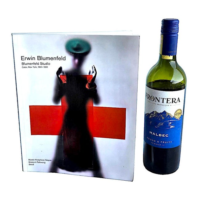 Offered is a lovely fashion/art photography book, "Erwin Blumenfeld: Studio Blumenfeld, Color New York 1941-1960",...