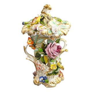 Reticulated Flower-Encrusted Vase with Cover from Coalport, 1835-1845 For Sale