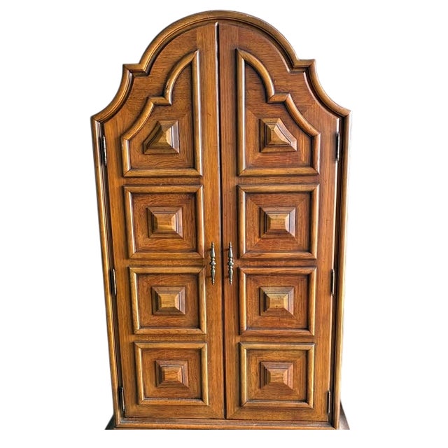 Spanish Revival Thomasville Spanish Colonial Hollywood Regency Style Mid Century Oak Armoire - Vintage 1960s For Sale - Image 3 of 11