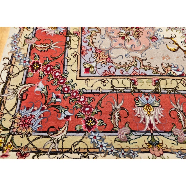 Vintage Persian Tabriz Area Rug, Hand-Knotted Wool & Silk, Floral Pattern, Ivory & Salmon, 5x7 For Sale - Image 15 of 16