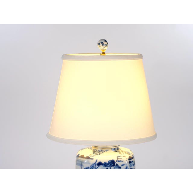 Wood 20th Century Blue / White Chinoiserie Porcelain Wood Base Pair of Table Lamps - Pair For Sale - Image 7 of 10