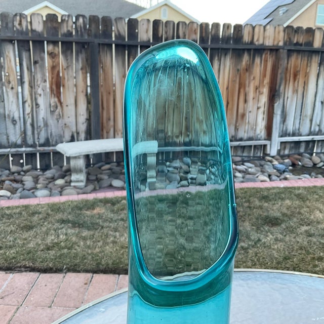 1960s 1960s L. E. Smith Turquoise Swung Vase 18 1/4” For Sale - Image 5 of 5