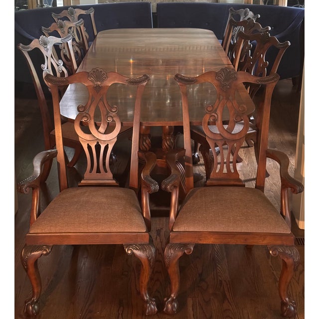 George III Expandable Flame Mahogany Table & 8 Chippendale Chairs by Drexel Heritage - 11 Pieces For Sale - Image 12 of 12