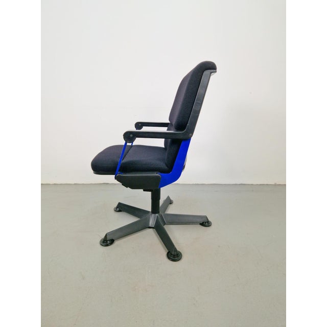 Metal Postmodern Office Chair by Richard Sapper for Comforto, 1980s For Sale - Image 7 of 13