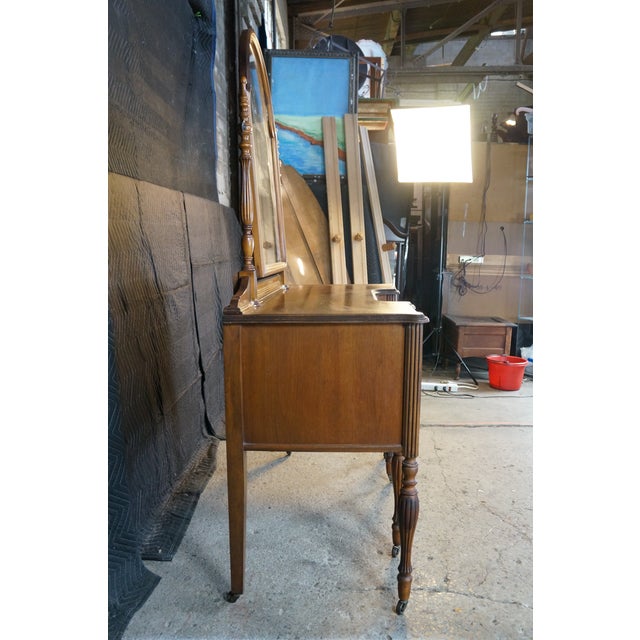 Antique William & Mary Style Walnut Dressing Table Dresser Vanity Mirror For Sale - Image 17 of 18