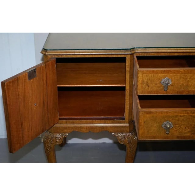 Burr Walnut Art Deco Sideboard from Denby & Spinks For Sale - Image 17 of 18
