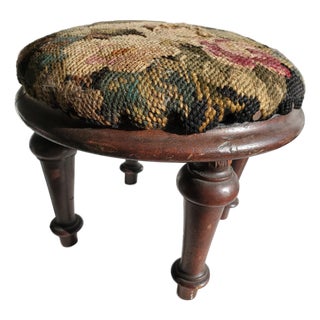 Late 19th Century Victorian Needlepoint Ladies' Foot Stool With Tuned Wooden Legs For Sale