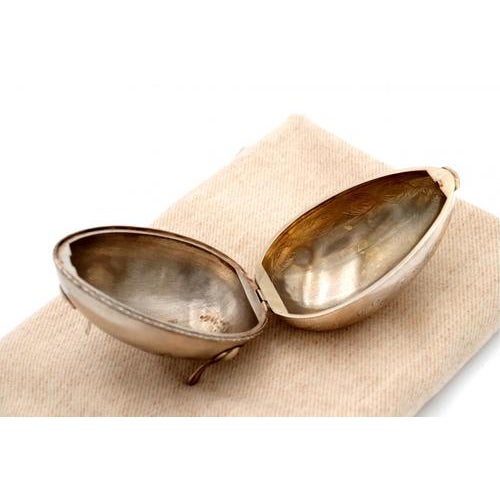 Silver Egg-Shaped Soap Dish For Sale - Image 4 of 5
