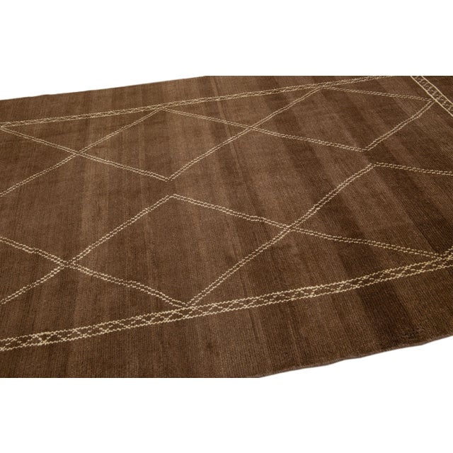 Modern Moroccan Style Brown Handmade Wool Rug With Geometric Pattern For Sale In New York - Image 6 of 8
