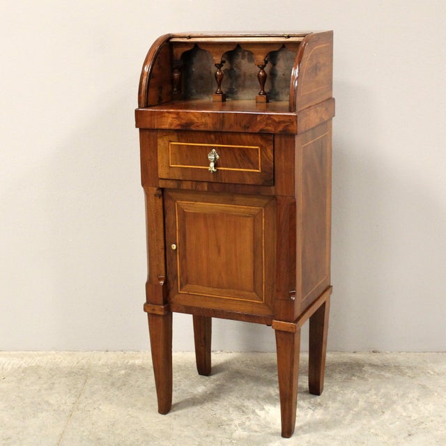 Directoire Walnut Bedside Table, 18th Century For Sale - Image 3 of 15