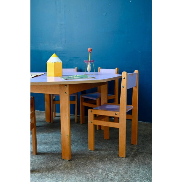 Wood Vintage Octagonal Children's Table & Chairs in Beech and Lilac Formica, 1970s, Set of 6 For Sale - Image 7 of 18