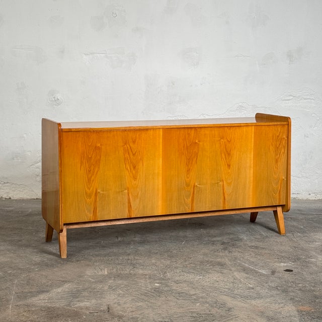Czechoslovakian Sideboard by František Jirák for Tatra Nábytok, 1960s For Sale - Image 4 of 11
