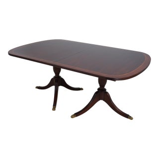 Henkel Harris Model 2207 Mahogany Dining Room Table For Sale