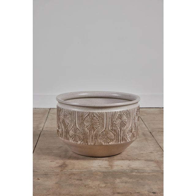 Dove Gray David Cressey & Robert Maxwell “Teardrop Sunburst” Bowl Planter for Earthgender For Sale - Image 8 of 11