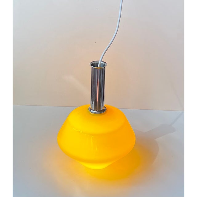 Silver Vintage Italian Pendant Lamp in Yellow Glass and Chrome Plating, 1970s For Sale - Image 8 of 11