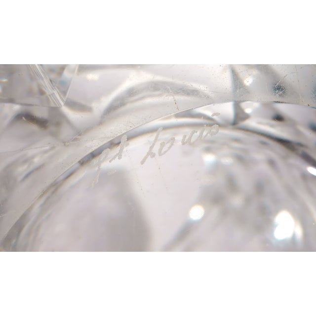 1930s Saint Louis Facet-Cut Crystal Vase or Ice Bucket – France Circa 1930–1950 – Art Deco Wine Chiller or Centerpiece – Signed Vintage French Crystal For Sale - Image 9 of 9