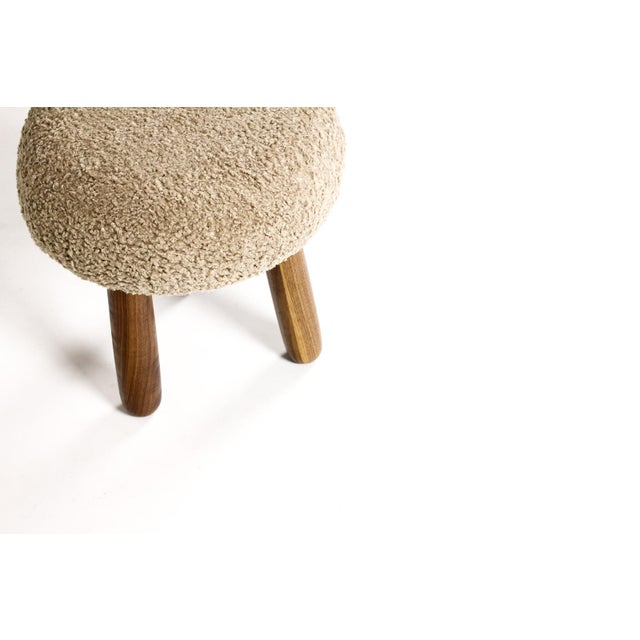 Custom Awassi Tripod Ottoman Footstool — Turned Walnut Legs — Camel Tan Bouclé For Sale - Image 4 of 5