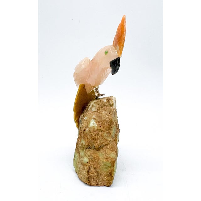 Vintage Hand-Carved Gemstone Cockatoo Sculpture on Natural Stone Base – Brazilian Mid-Late 20th Century For Sale In Houston - Image 6 of 15