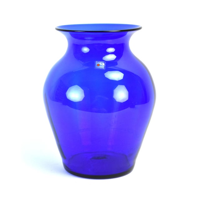 Late 20th Century Late 20th Century Vintage Cobalt Blue Hand Blown Glass Blenko Flower Vase For Sale - Image 5 of 7