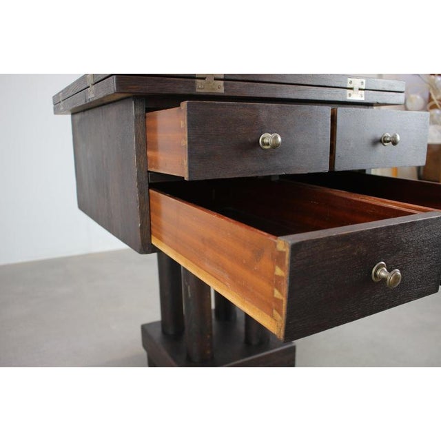Early 20th Century Antique English Quarter-Sawn Oak Envelope Games Table, 1900 For Sale - Image 5 of 18