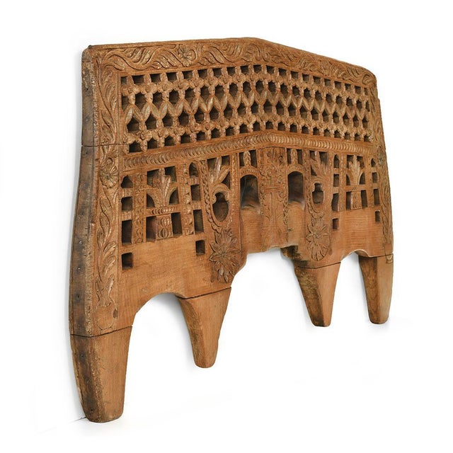 Portuguese Wooden Yoke, in Good conditions. Designed before 1890 This piece is designed in the style of the selected...