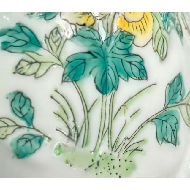Qing Inspired Flowers and Insects Chinoiserie Leaf Shaped Trinket Dish For Sale In Palm Springs - Image 6 of 8