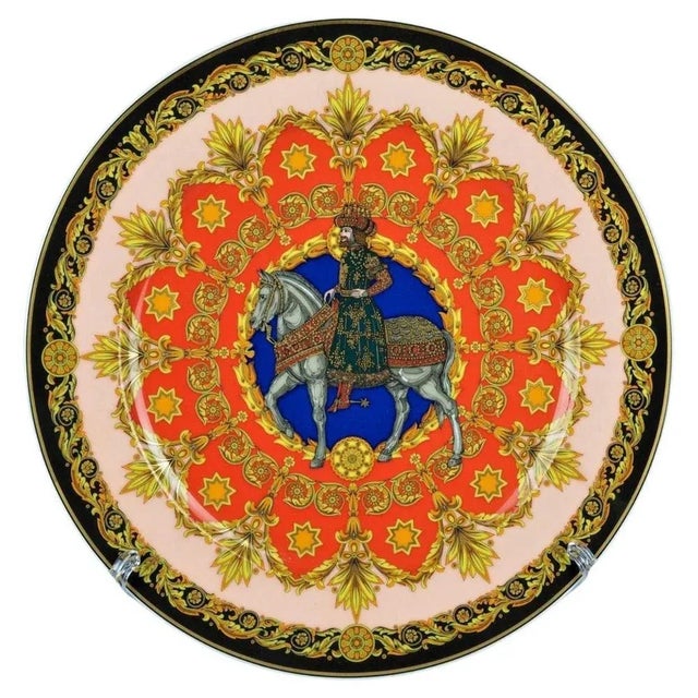 L'Ange Gabriel Plate by Versace for Rosenthal, 1996 For Sale - Image 5 of 5