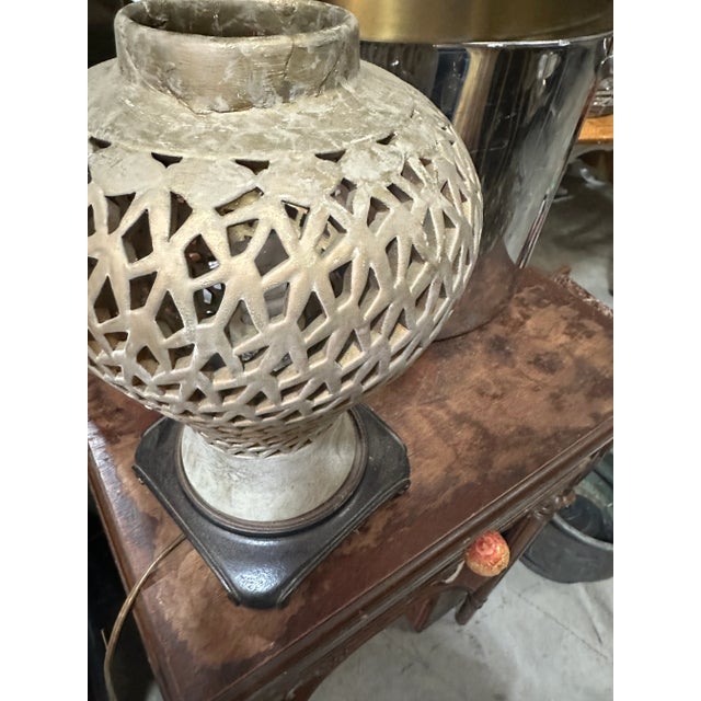 Ceramic Vintage Cream Colored Ceramic Abstract Lamp For Sale - Image 7 of 8