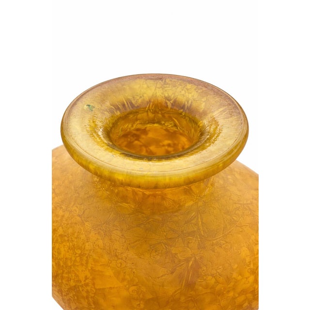 Hand-Blown Amber Studio Art Glass Vase With Internal Crystalline Feathering For Sale In Los Angeles - Image 6 of 9