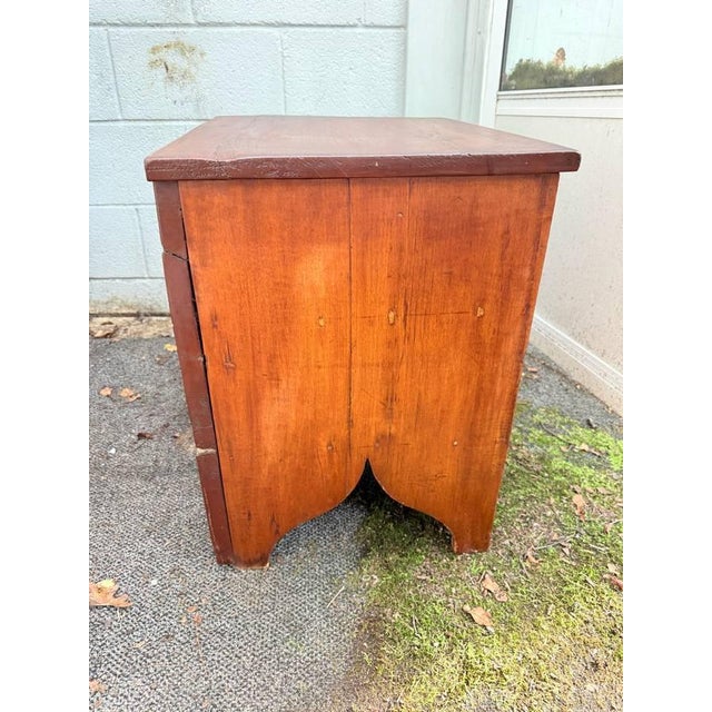 Antique Early American Primitive Style Muler Blanket Chest With Drawers. For Sale - Image 12 of 17
