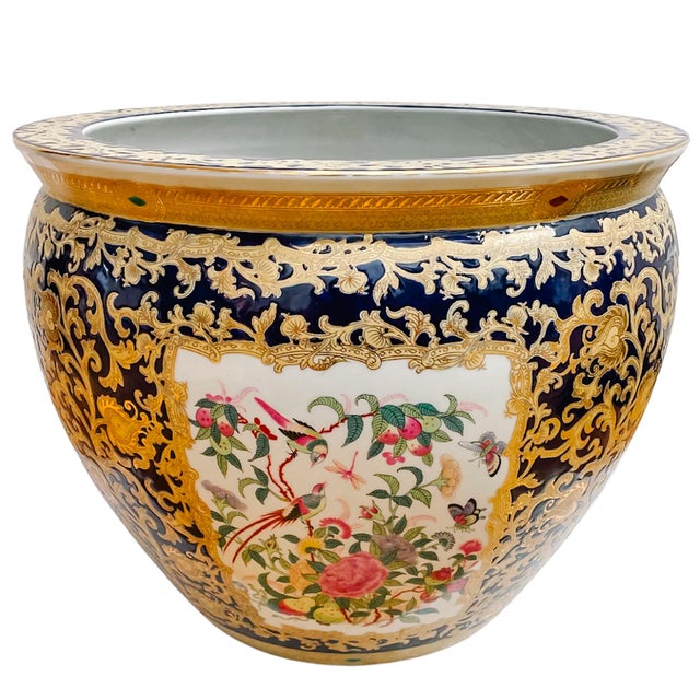 Chinoiserie Mid 20th Century Large Scale Chinese Export Rose Canton Fish Bowl Planter For Sale - Image 3 of 10