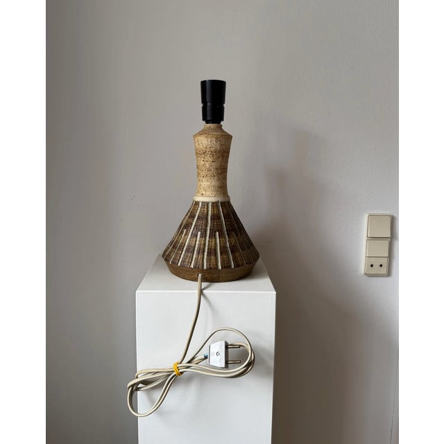 Danish Studio Pottery Stoneware Table Lamp by Chris Haslev for Jeti, 1960s For Sale - Image 6 of 7