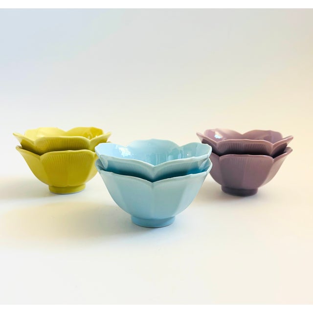 Mid-Century Modern Colorful Pastel Lotus Bowls by Lillian Vernon - Set of 6 For Sale - Image 3 of 12
