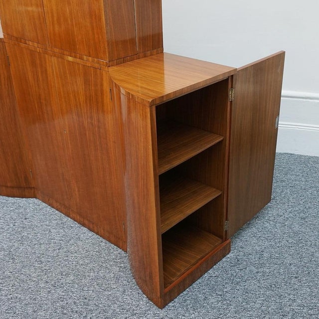 Art Deco Cocktail Cabinet in Figured Walnut, 1930s For Sale - Image 6 of 18