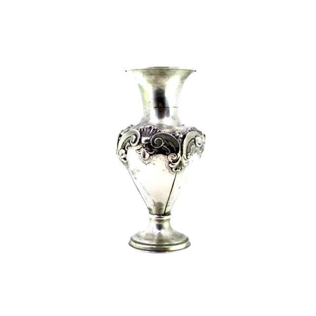 Silver Shell-Shaped Jug with Circular Base and Friezes, in Good conditions. Designed 1920 to 1949