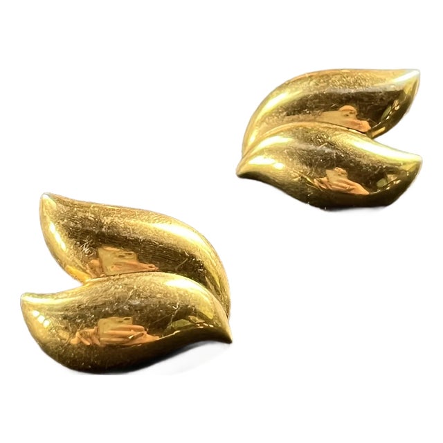 Vintage 1980s Double-Leaf Earrings in Gold Tone, A Pair For Sale