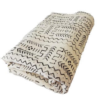 Black & White Mali Mud Cloth Textile For Sale